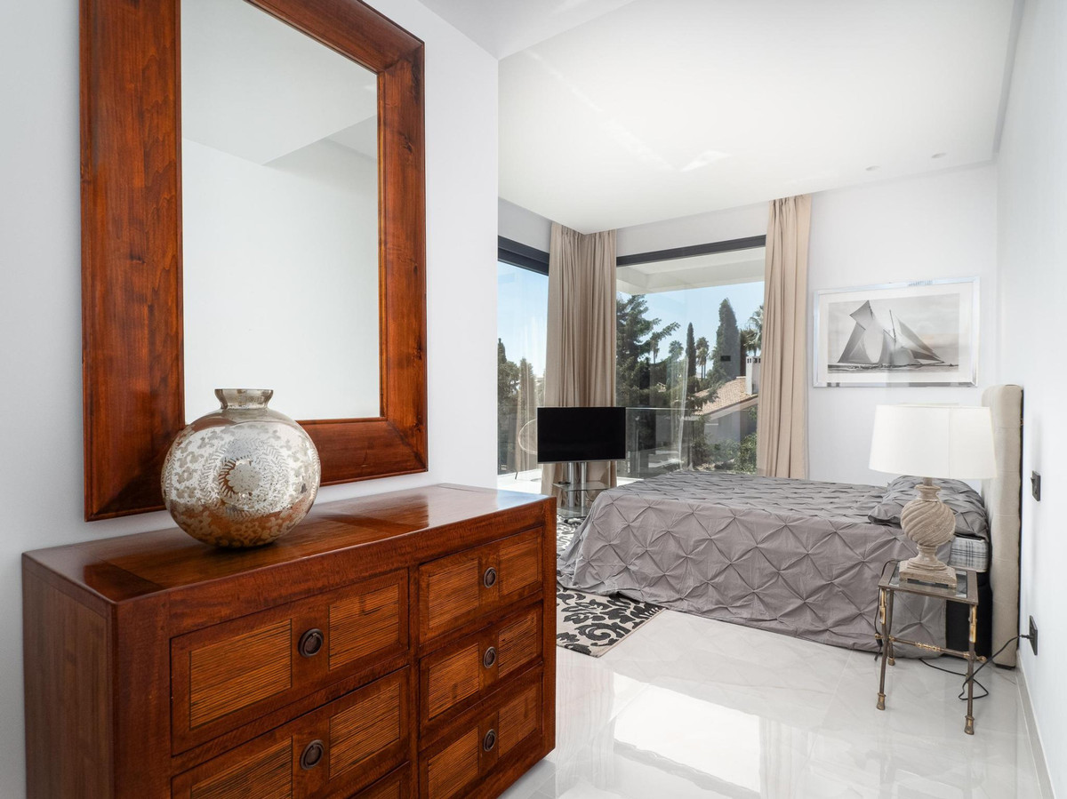 Huis te koop in Manilva | 4 slaapkamers H5406691