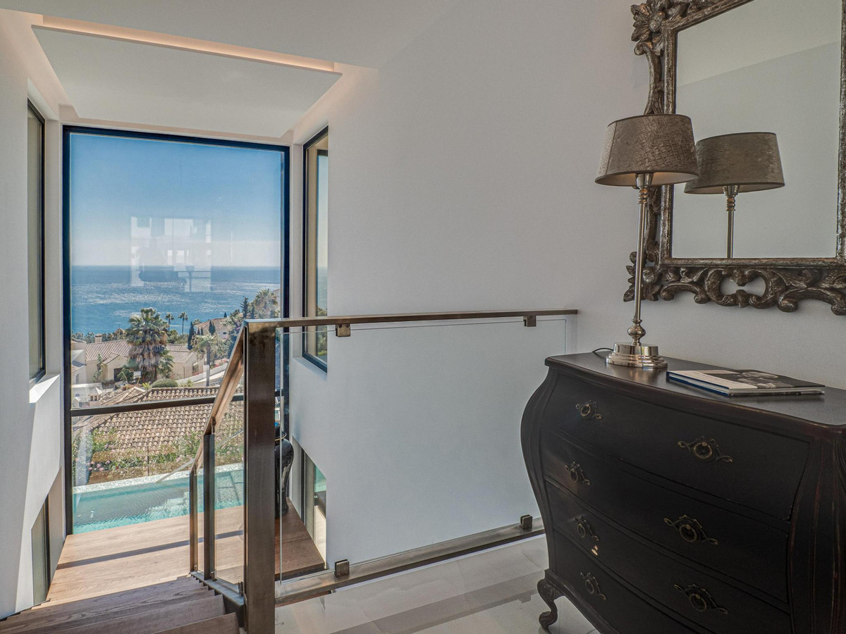 Huis te koop in Manilva | 4 slaapkamers H5406691