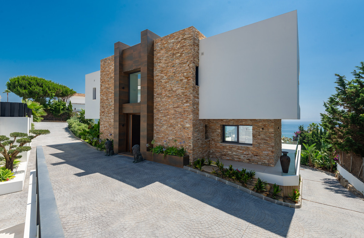 Huis te koop in Manilva | 4 slaapkamers H5406691