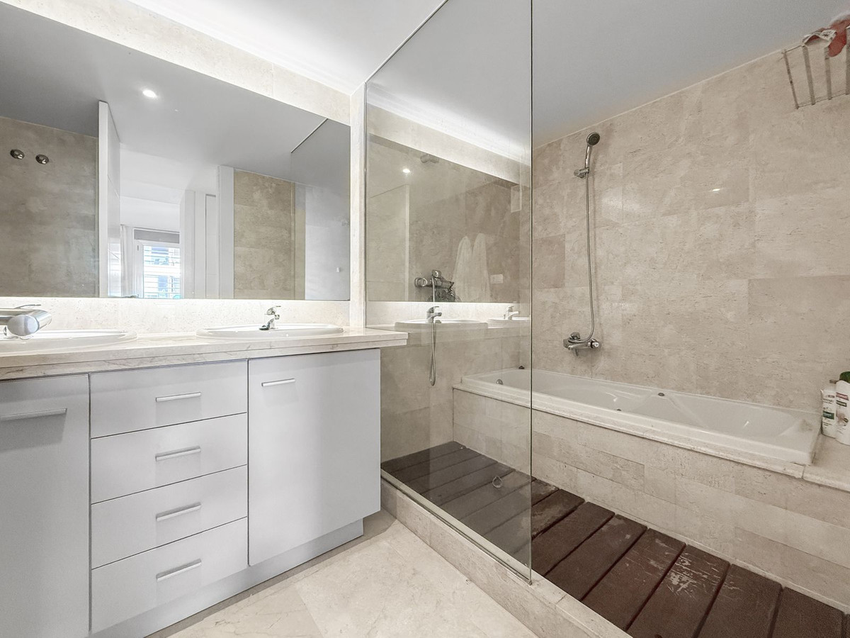 Huis te koop in Manilva | 3 slaapkamers H5422588