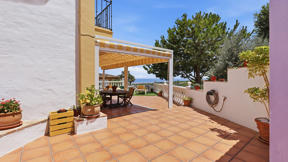 Huis te koop in Manilva | 4 slaapkamers H5427973