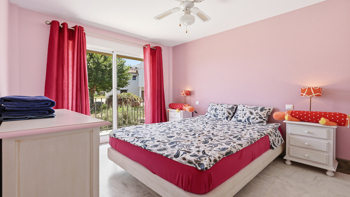 Huis te koop in Manilva | 4 slaapkamers H5427973