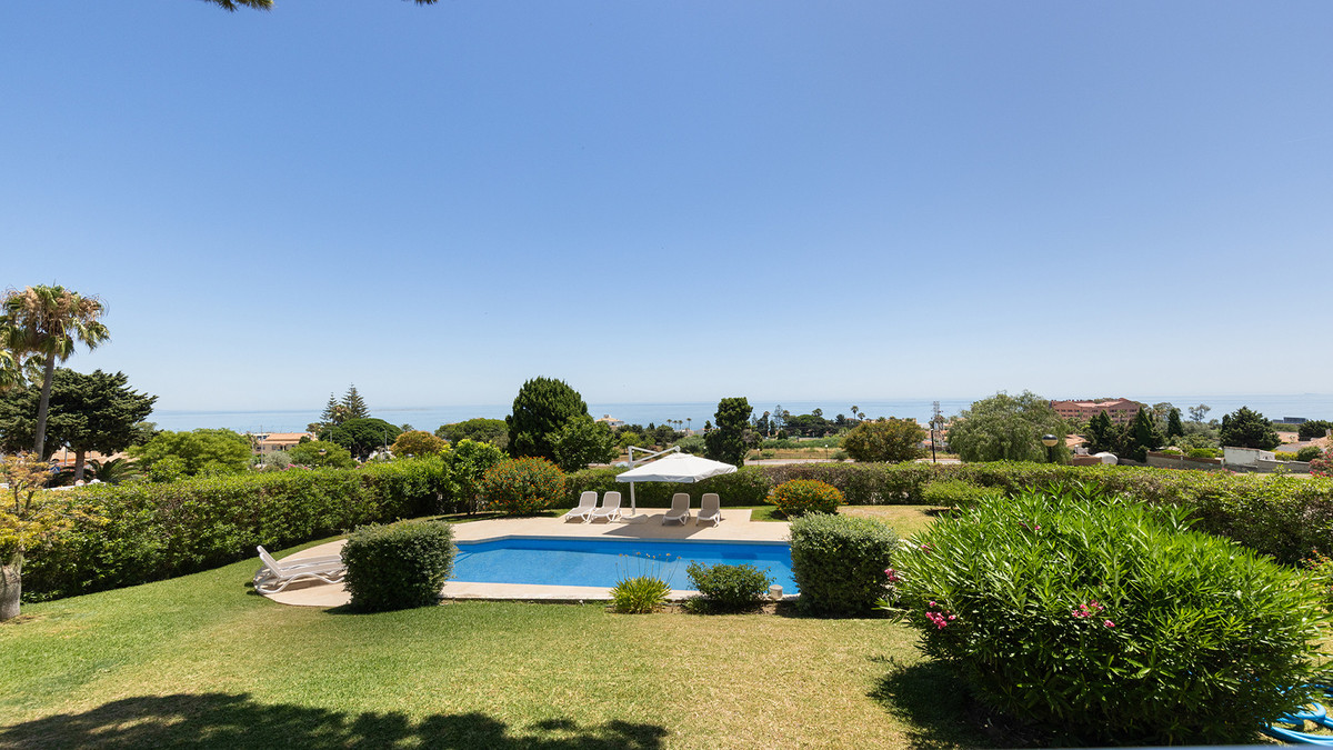 Huis te koop in Manilva | 4 slaapkamers H5436409