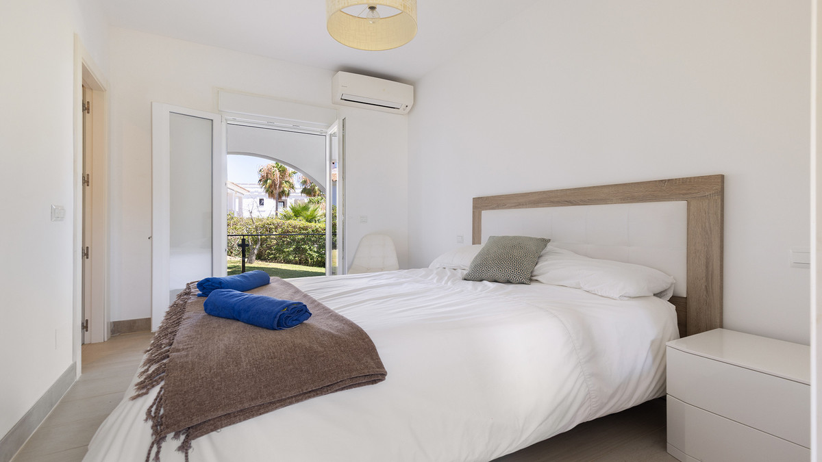 Huis te koop in Manilva | 4 slaapkamers H5436409