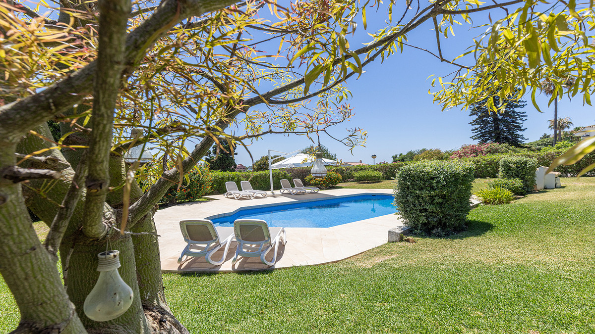 Huis te koop in Manilva | 4 slaapkamers H5436409