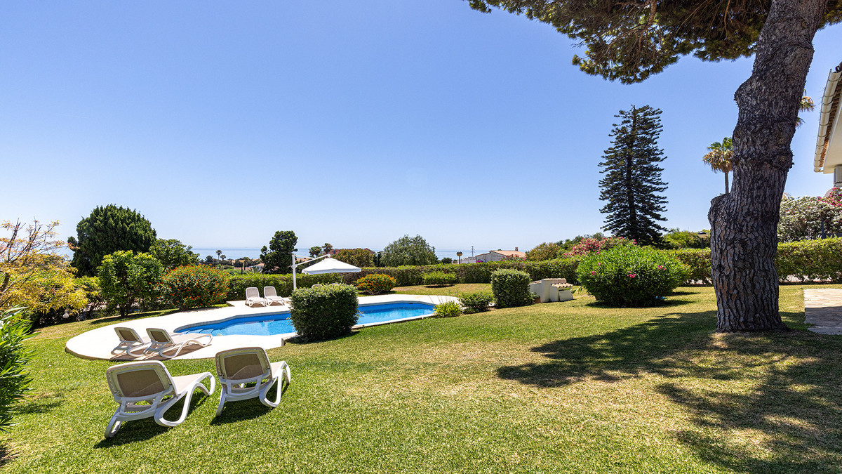 Huis te koop in Manilva | 4 slaapkamers H5436409
