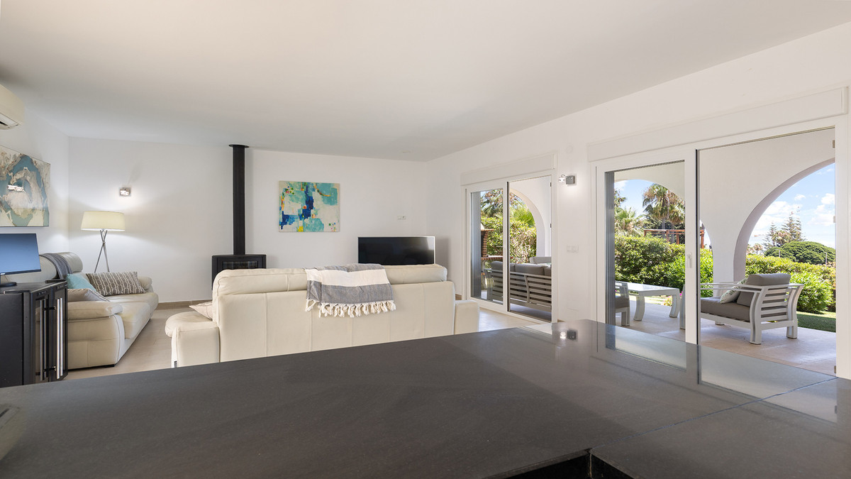 Huis te koop in Manilva | 4 slaapkamers H5436409