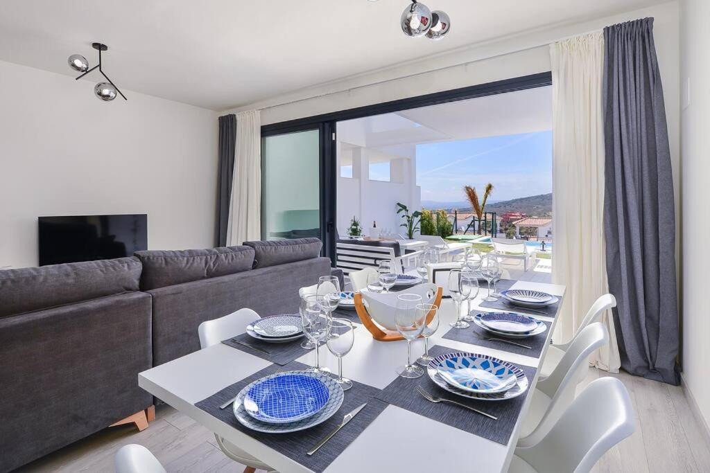 Huis te koop in Manilva | 3 slaapkamers H5440138