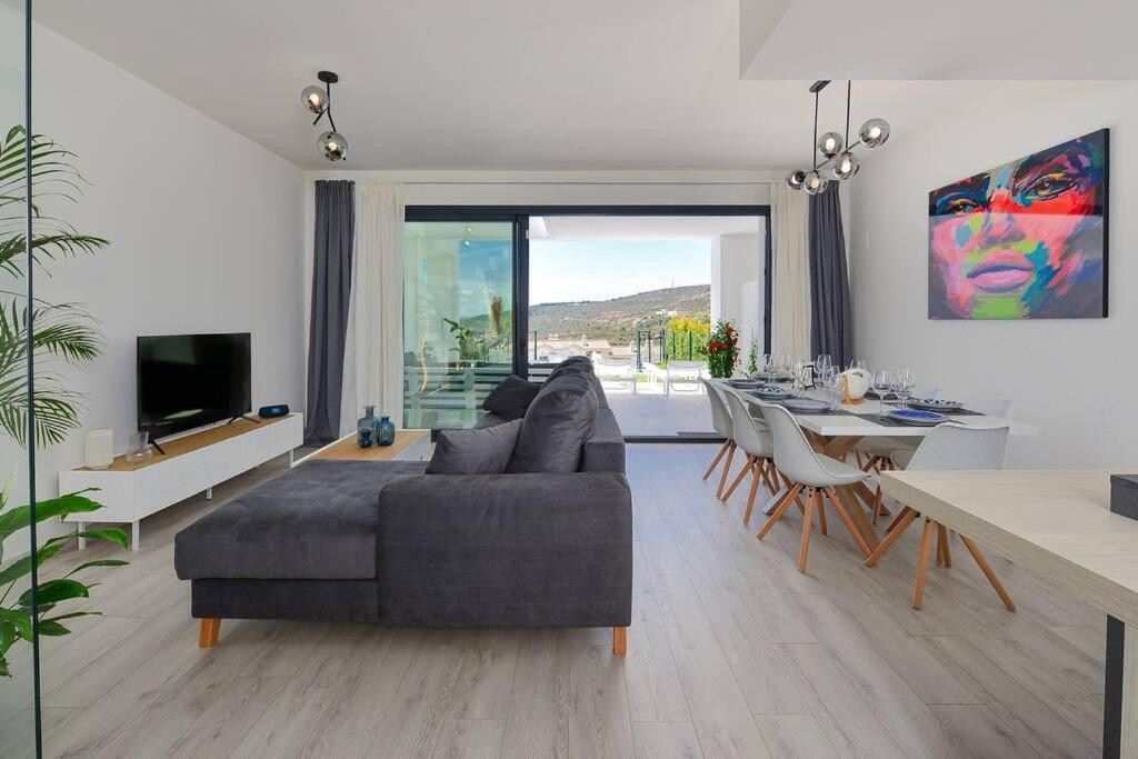Huis te koop in Manilva | 3 slaapkamers H5440138