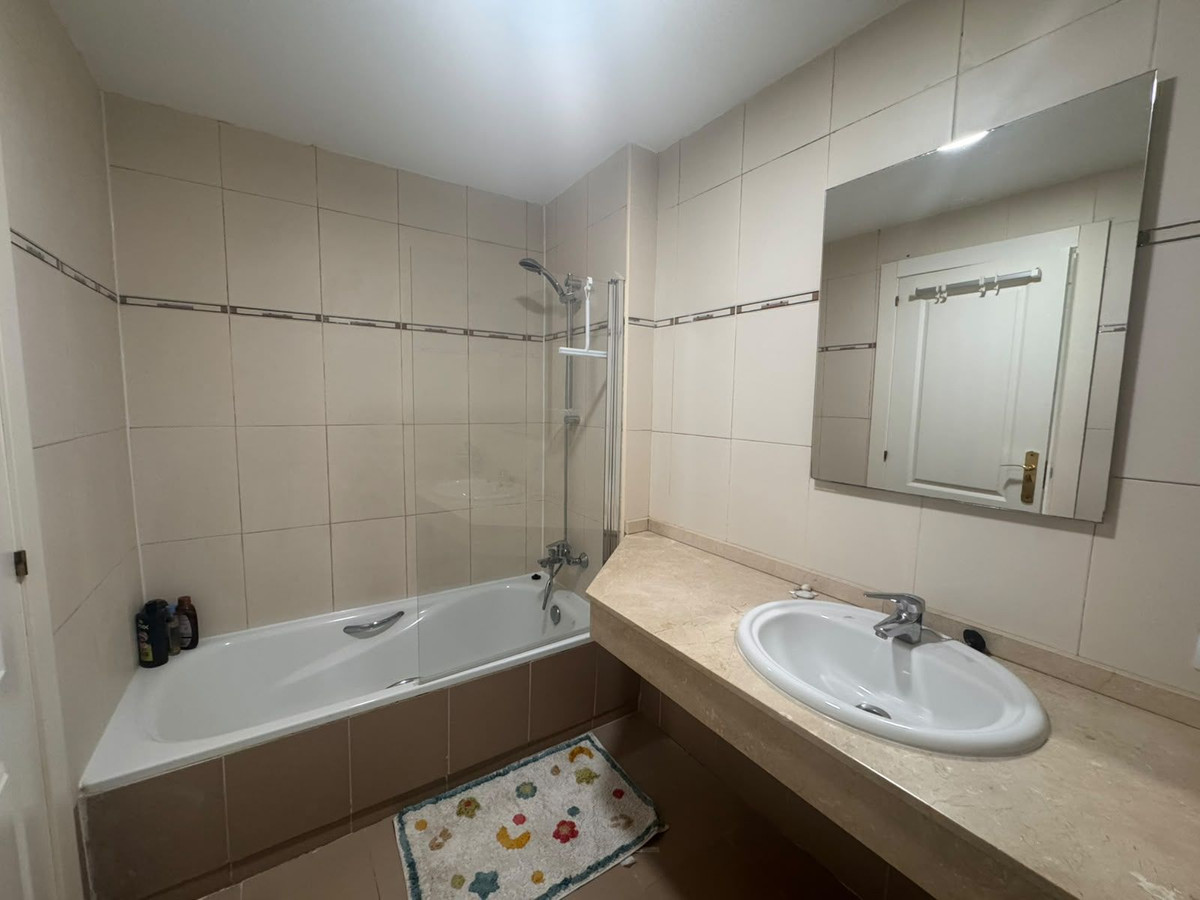 Huis te koop in Manilva | 3 slaapkamers H5446441