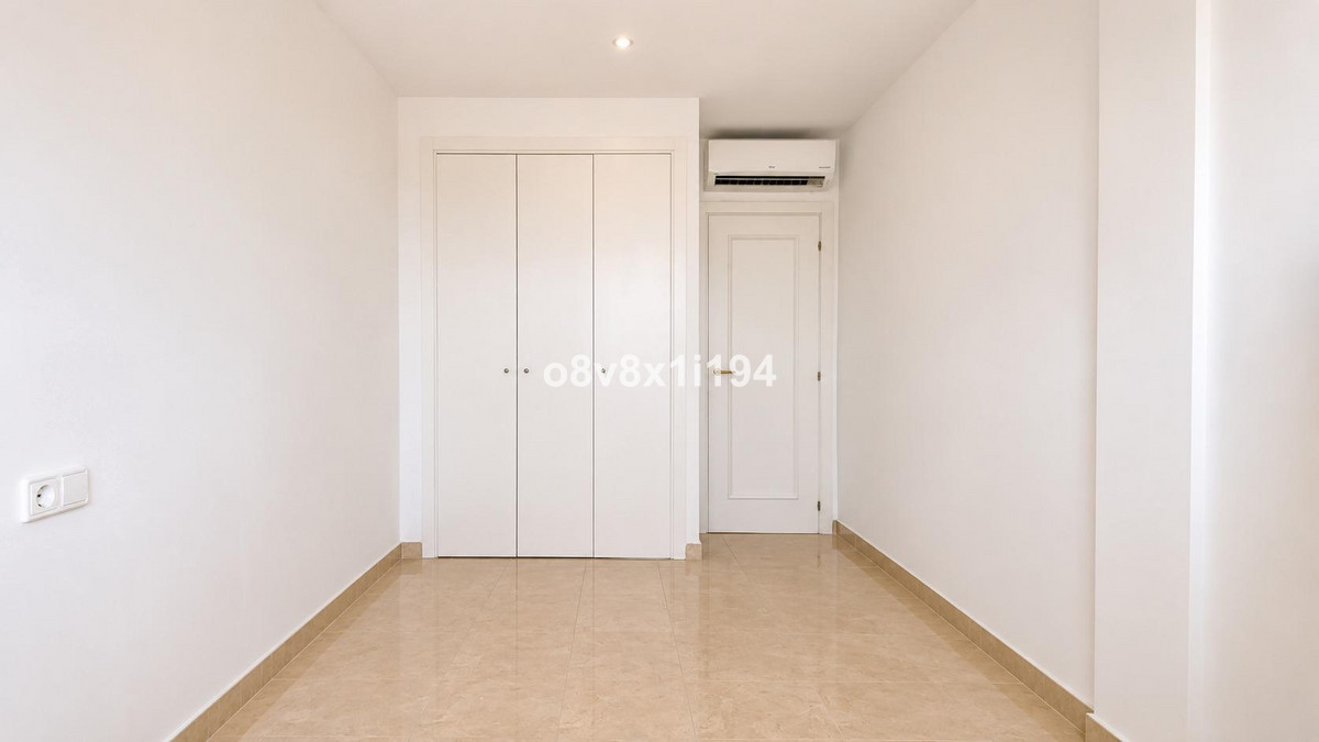 Appartement te koop in Manilva | 2 slaapkamers H5452456