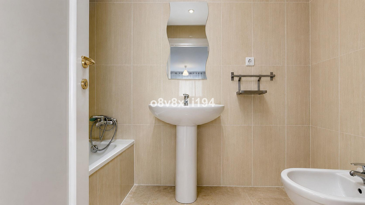 Huis te koop in Manilva | 2 slaapkamers H5452456