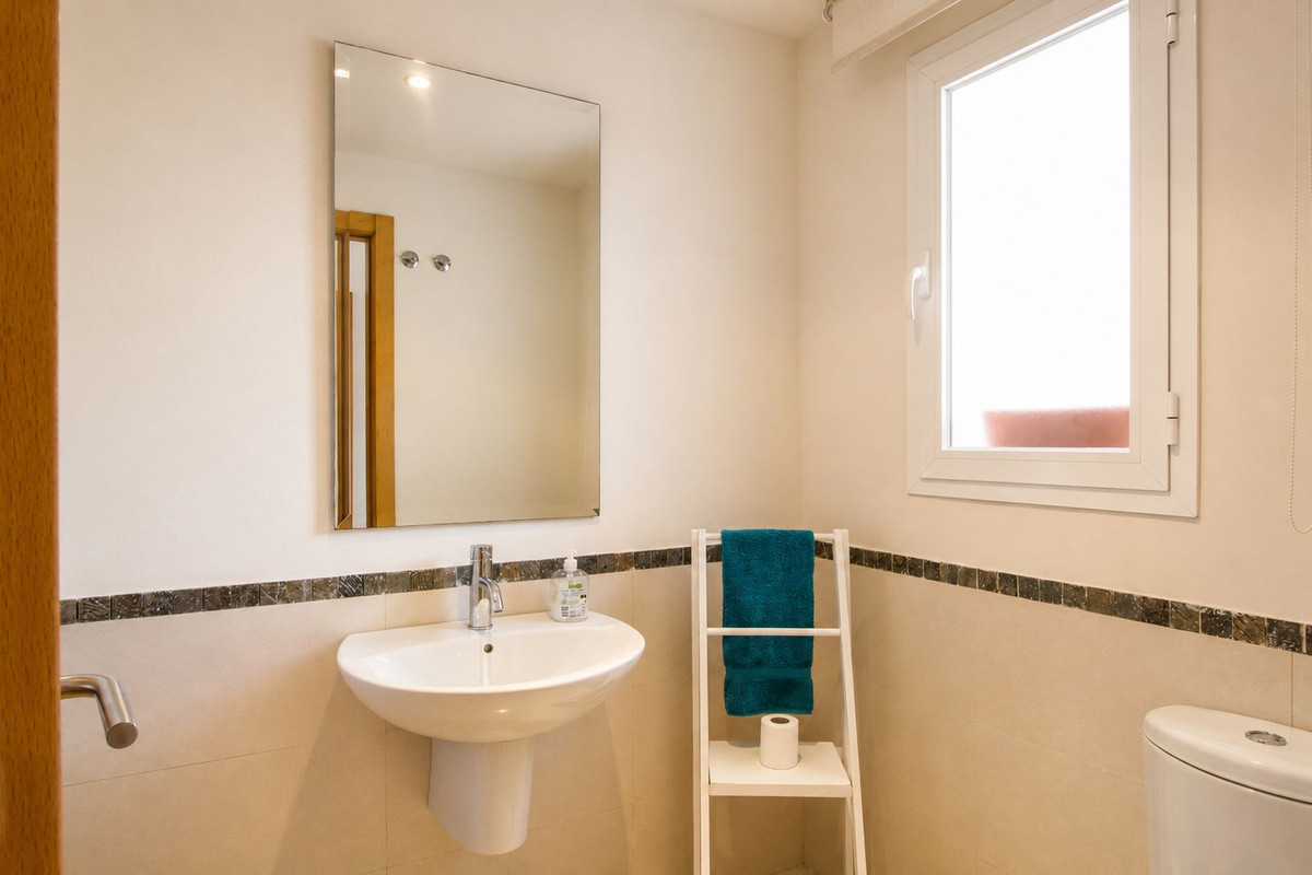 Huis te koop in Manilva | 4 slaapkamers H5461819
