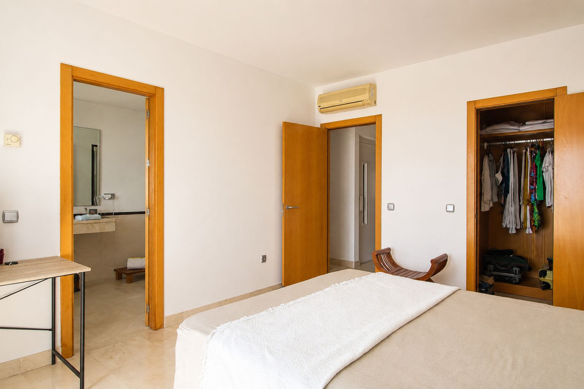 Huis te koop in Manilva | 4 slaapkamers H5461819