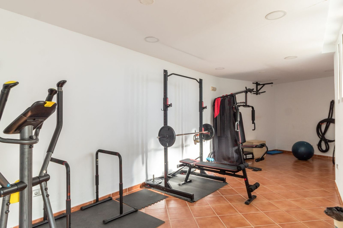 Huis te koop in Manilva | 4 slaapkamers H5461819