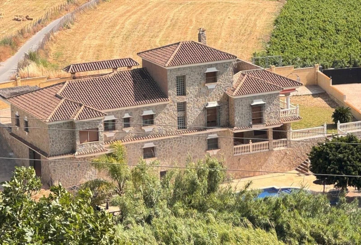 Huis te koop in Manilva | 5 slaapkamers H5462749