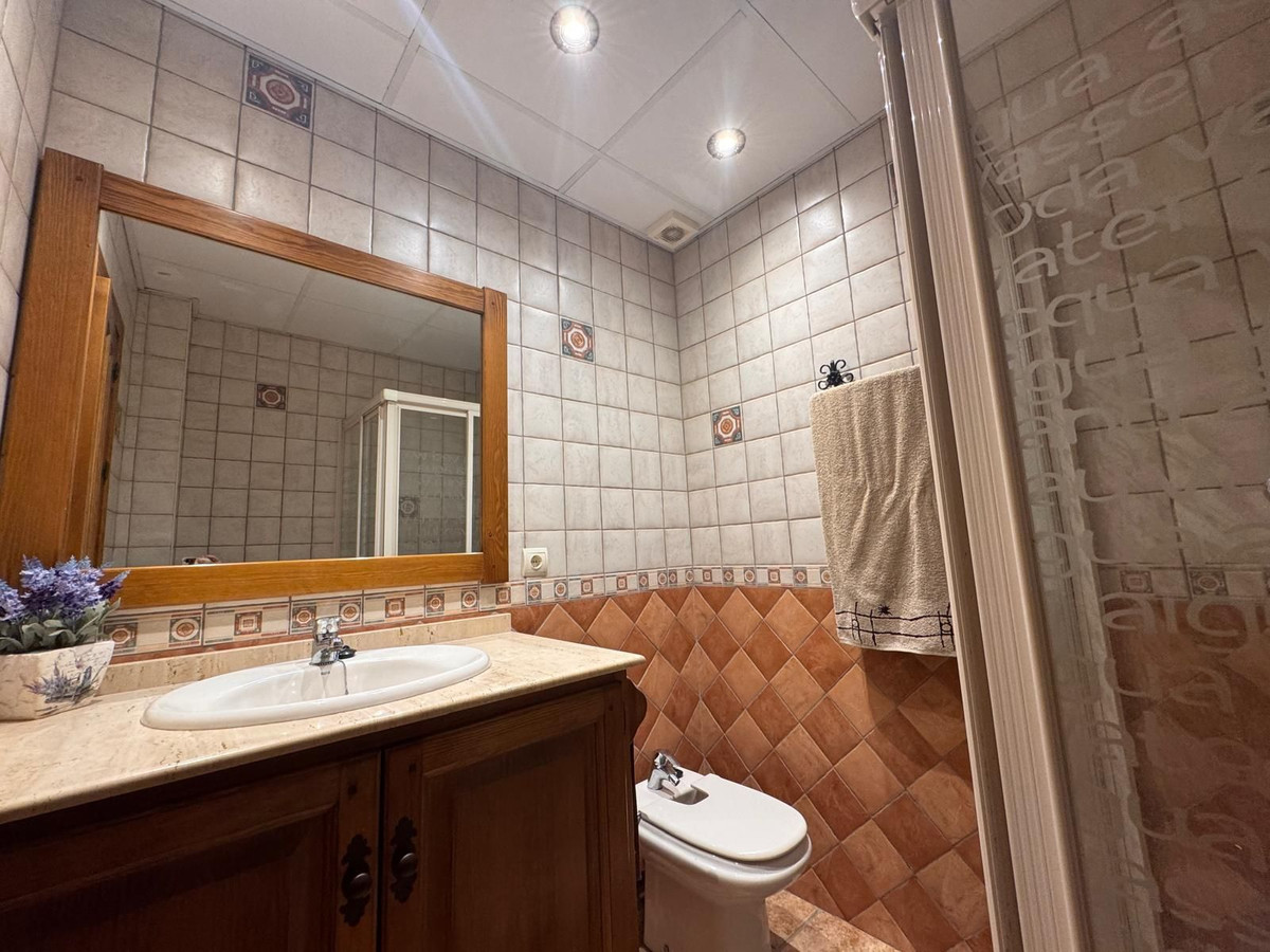 Huis te koop in Manilva | 5 slaapkamers H5462749