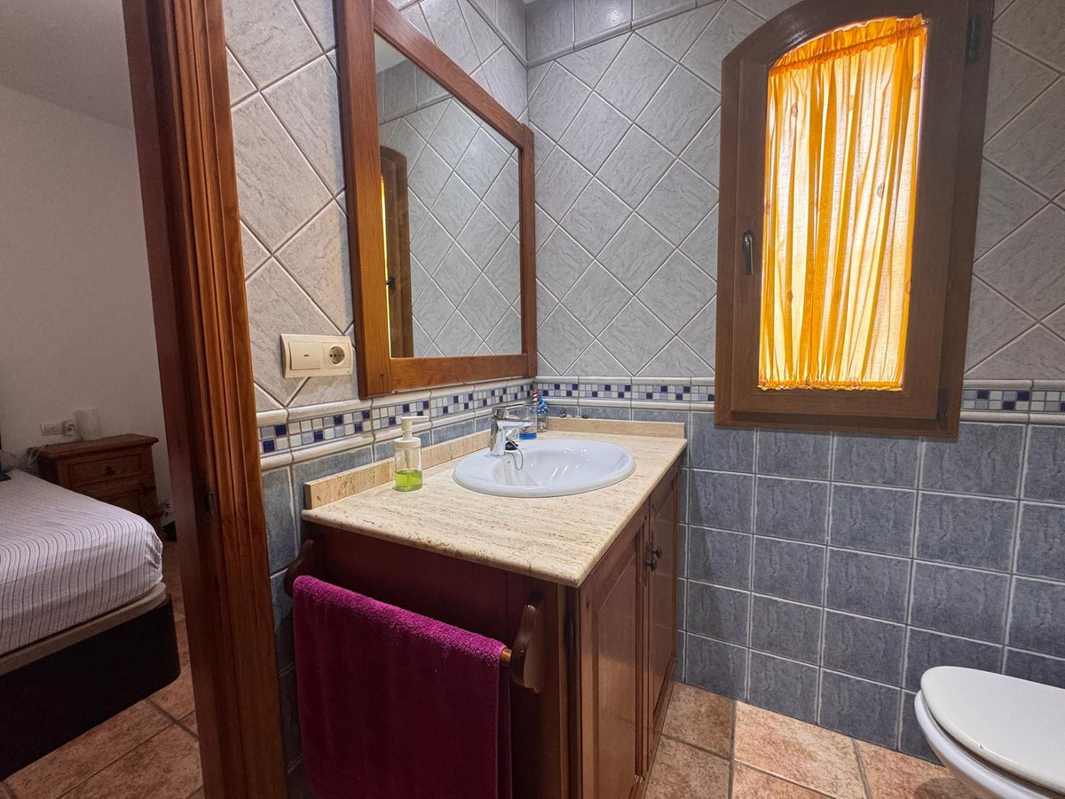 Huis te koop in Manilva | 5 slaapkamers H5462749