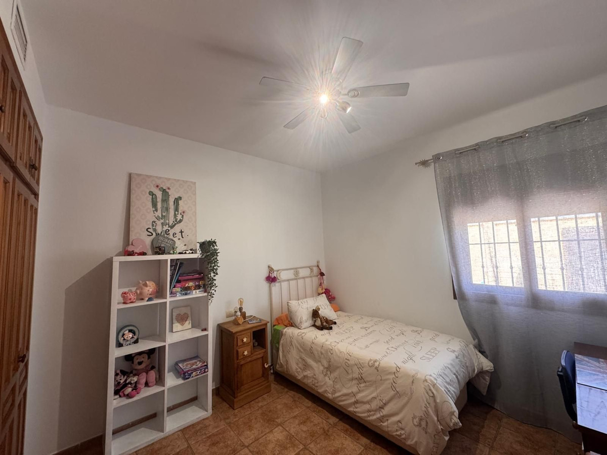 Huis te koop in Manilva | 5 slaapkamers H5462749