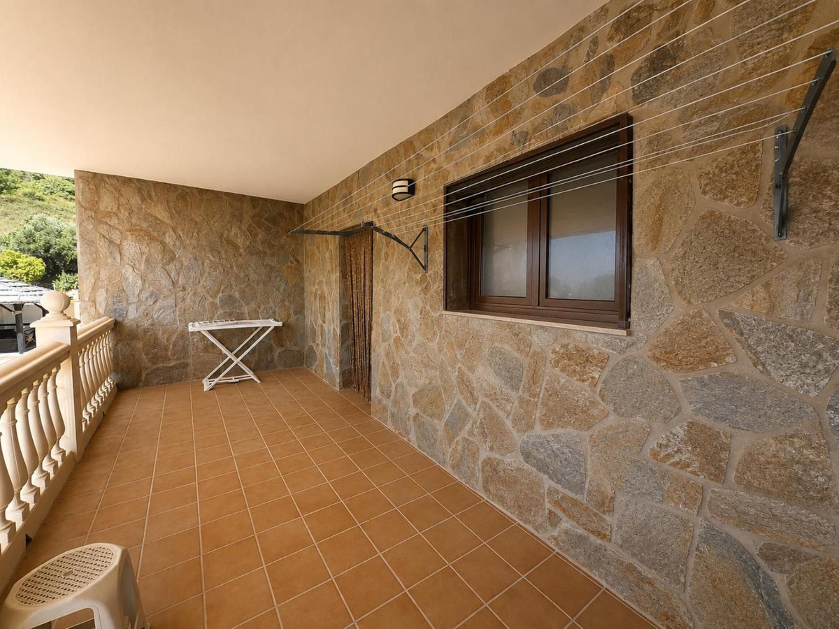 Huis te koop in Manilva | 5 slaapkamers H5462749
