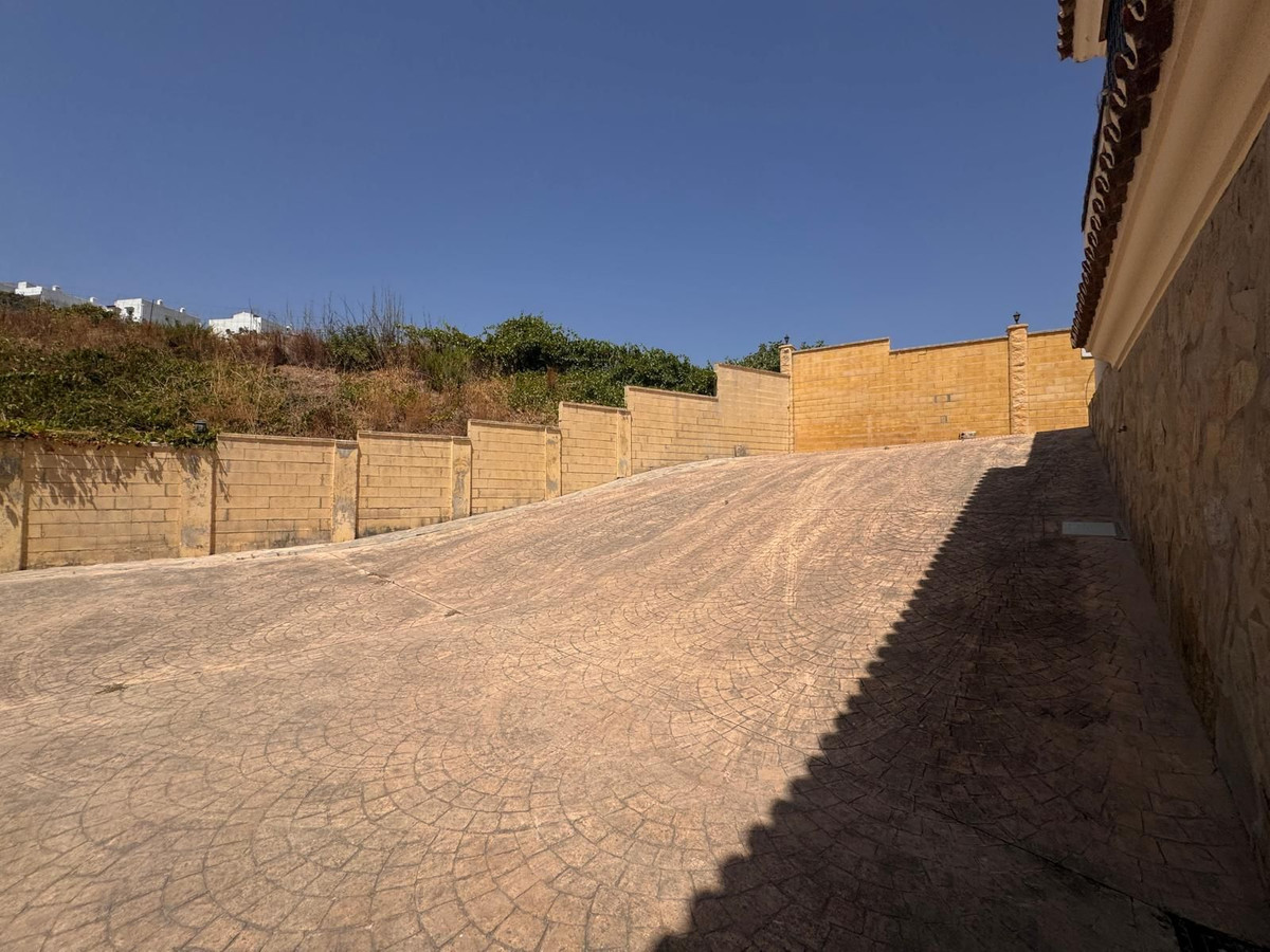 Huis te koop in Manilva | 5 slaapkamers H5462749