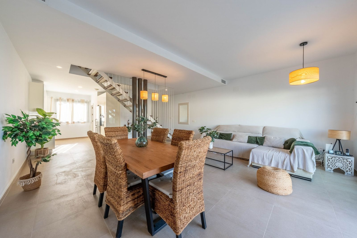 Huis te koop in Manilva | 2 slaapkamers H5462998