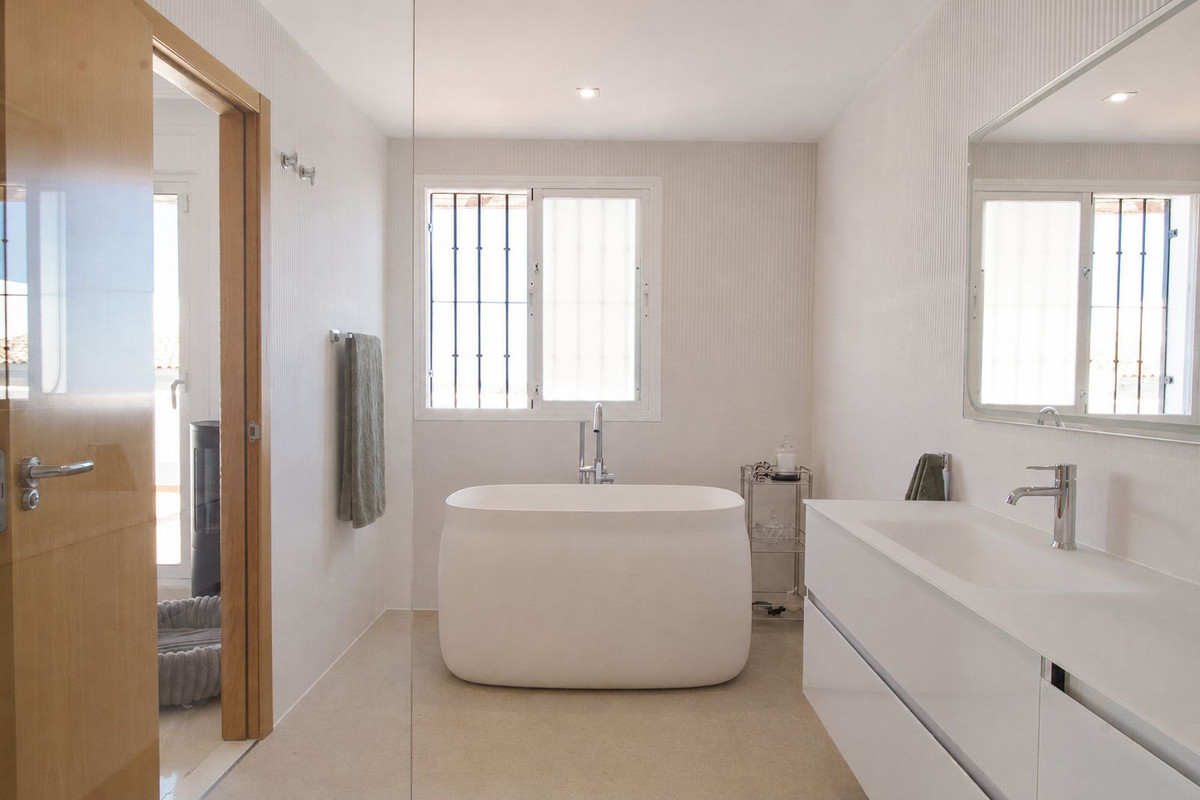 Property main view 46