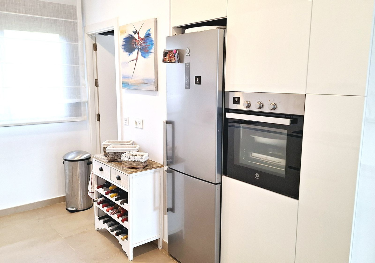 Huis te koop in Manilva | 4 slaapkamers H5470198