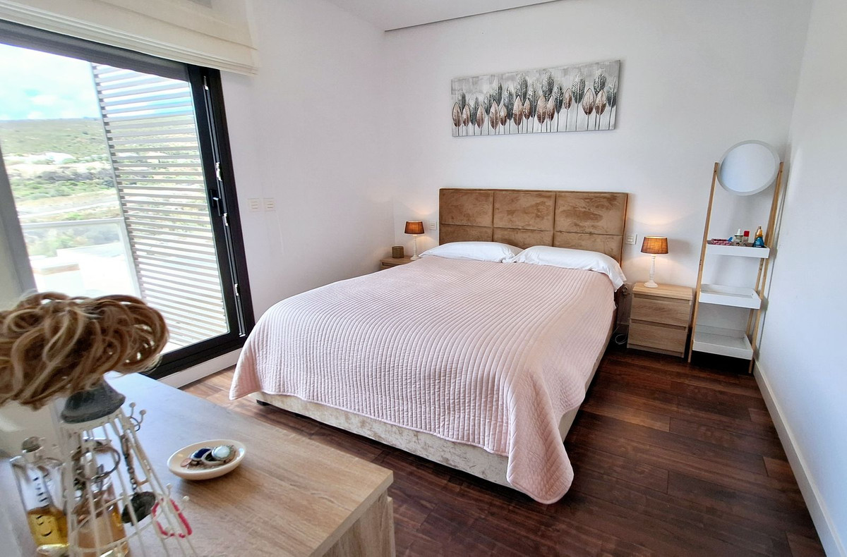 Huis te koop in Manilva | 4 slaapkamers H5470198