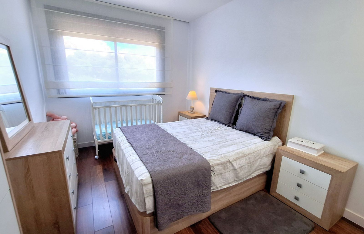 Huis te koop in Manilva | 4 slaapkamers H5470198