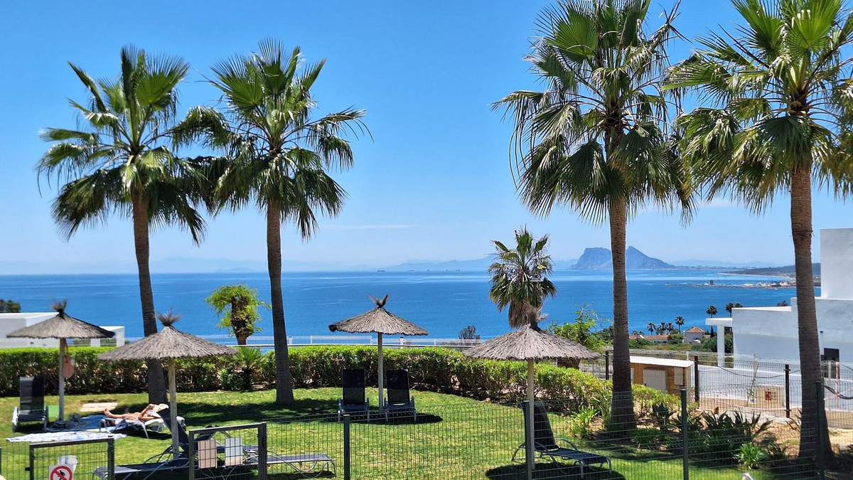 Huis te koop in Manilva | 4 slaapkamers H5470198