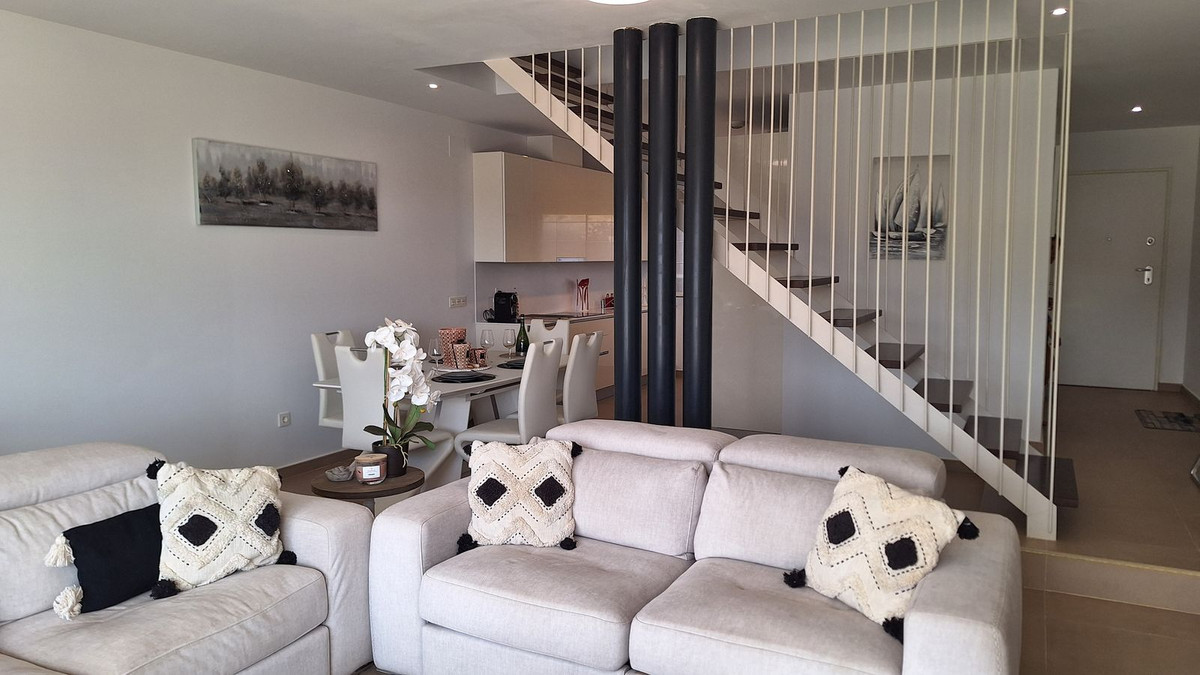 Huis te koop in Manilva | 4 slaapkamers H5470198