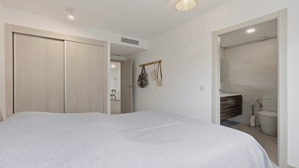 Huis te koop in Manilva | 2 slaapkamers H5478157