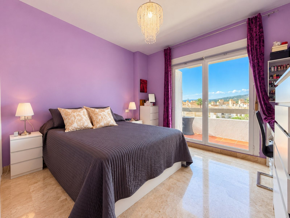 Huis te koop in Manilva | 4 slaapkamers H5516935