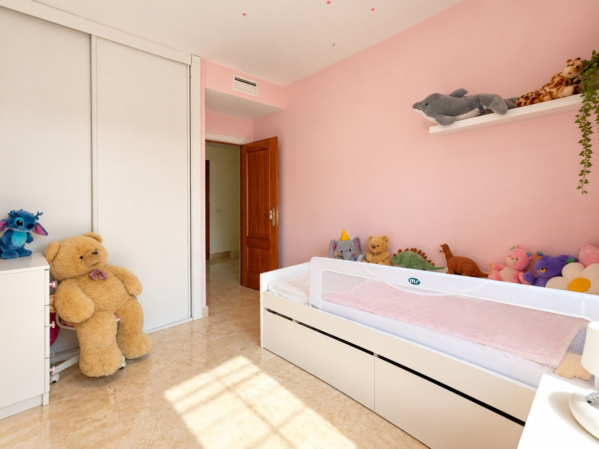 Huis te koop in Manilva | 4 slaapkamers H5516935