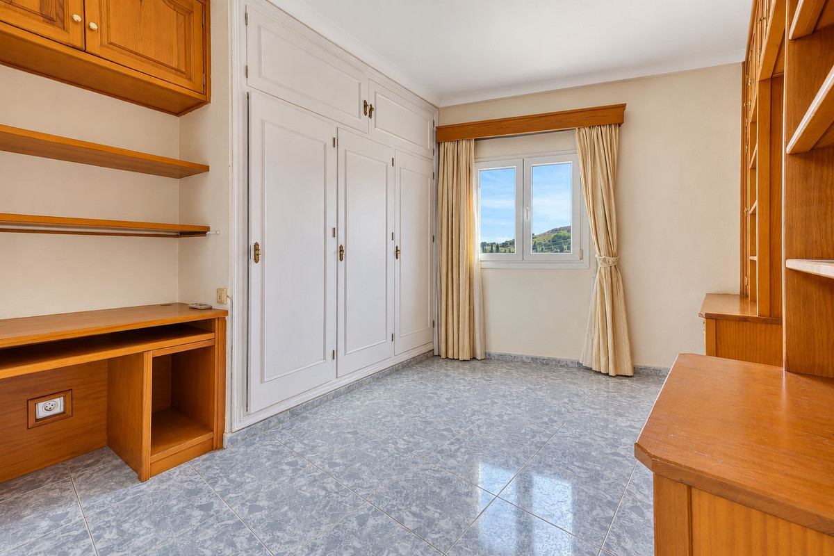 Huis te koop in Manilva | 4 slaapkamers H5517382
