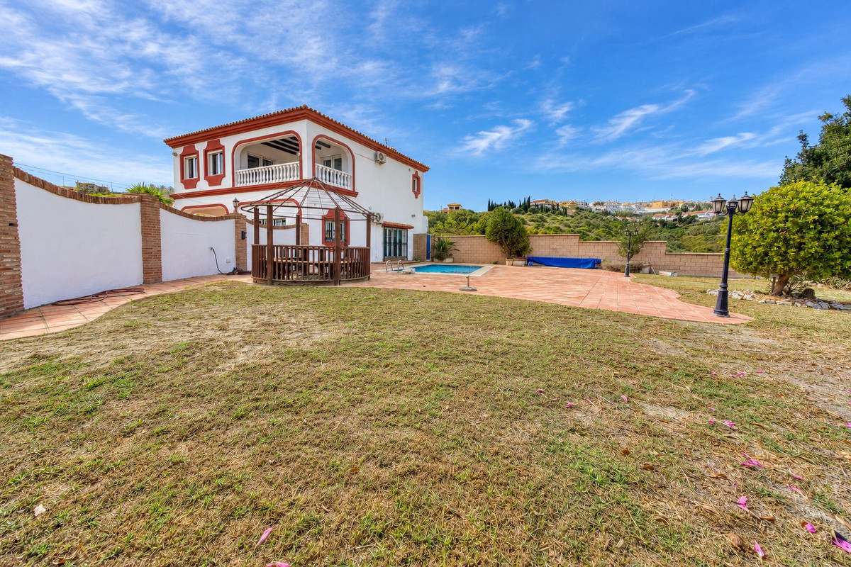 Huis te koop in Manilva | 4 slaapkamers H5517382