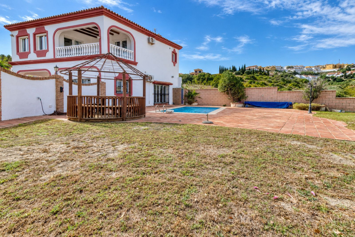 Huis te koop in Manilva | 4 slaapkamers H5517382