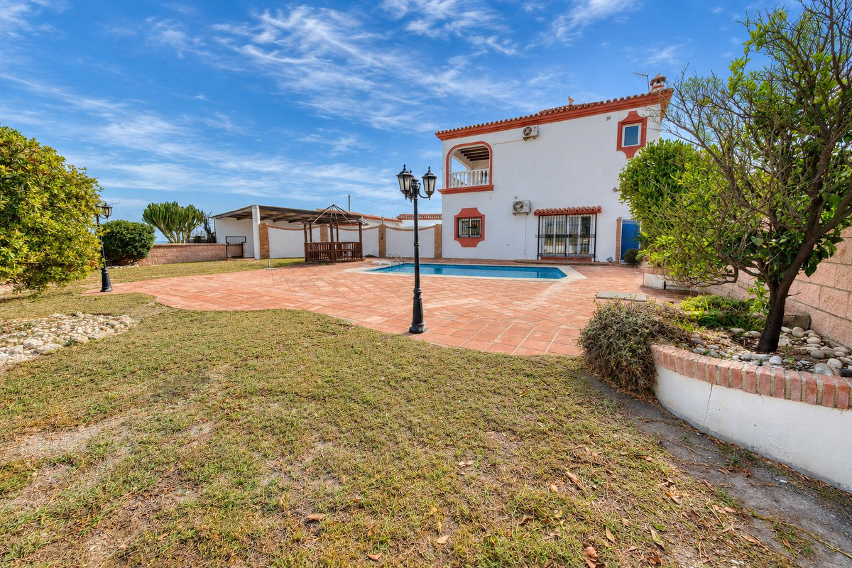 Huis te koop in Manilva | 4 slaapkamers H5517382