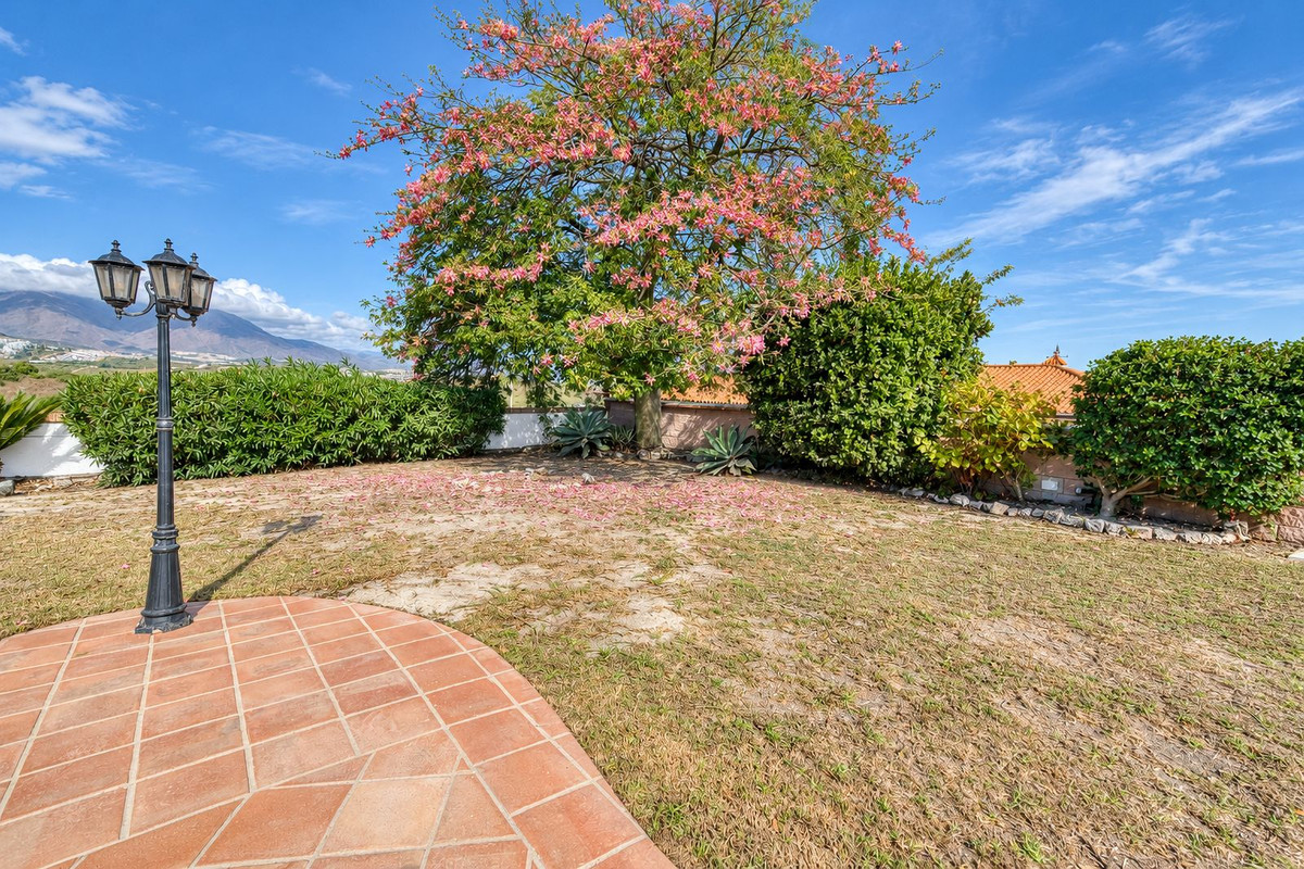 Huis te koop in Manilva | 4 slaapkamers H5517382