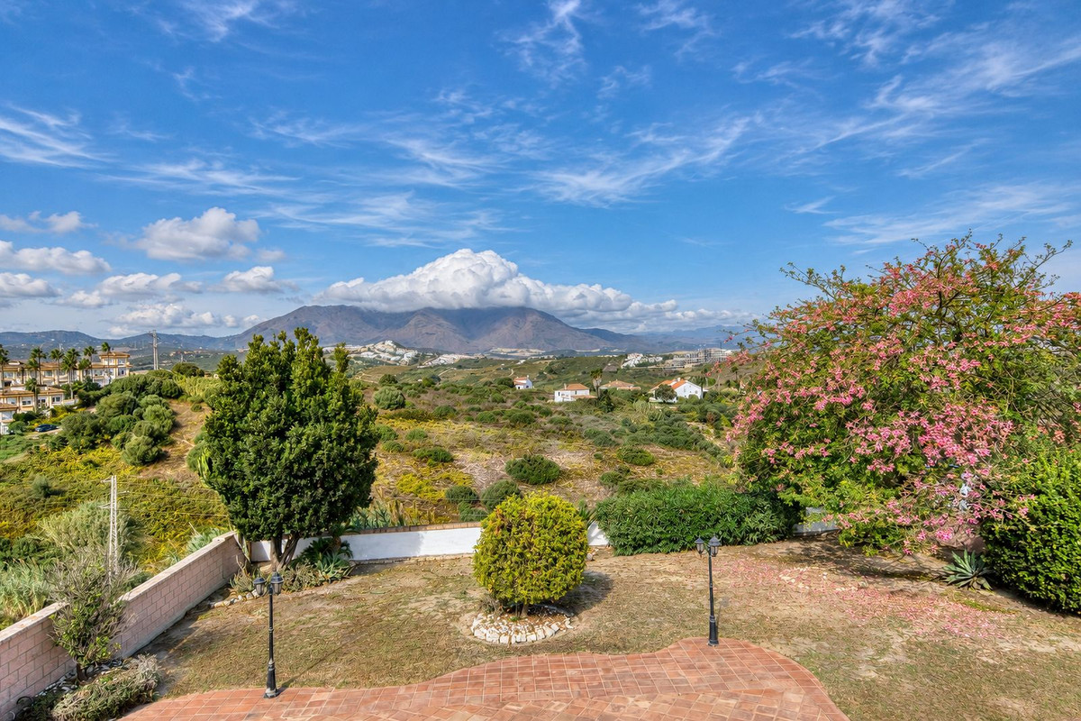 Huis te koop in Manilva | 4 slaapkamers H5517382