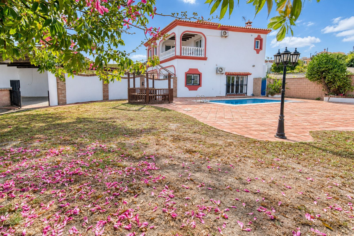 Huis te koop in Manilva | 4 slaapkamers H5517382