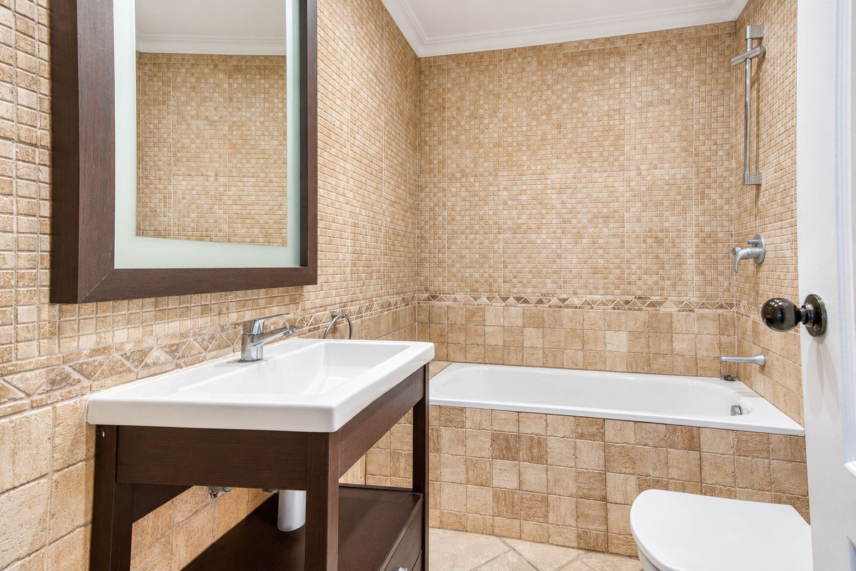 Huis te koop in Manilva | 4 slaapkamers H5517382