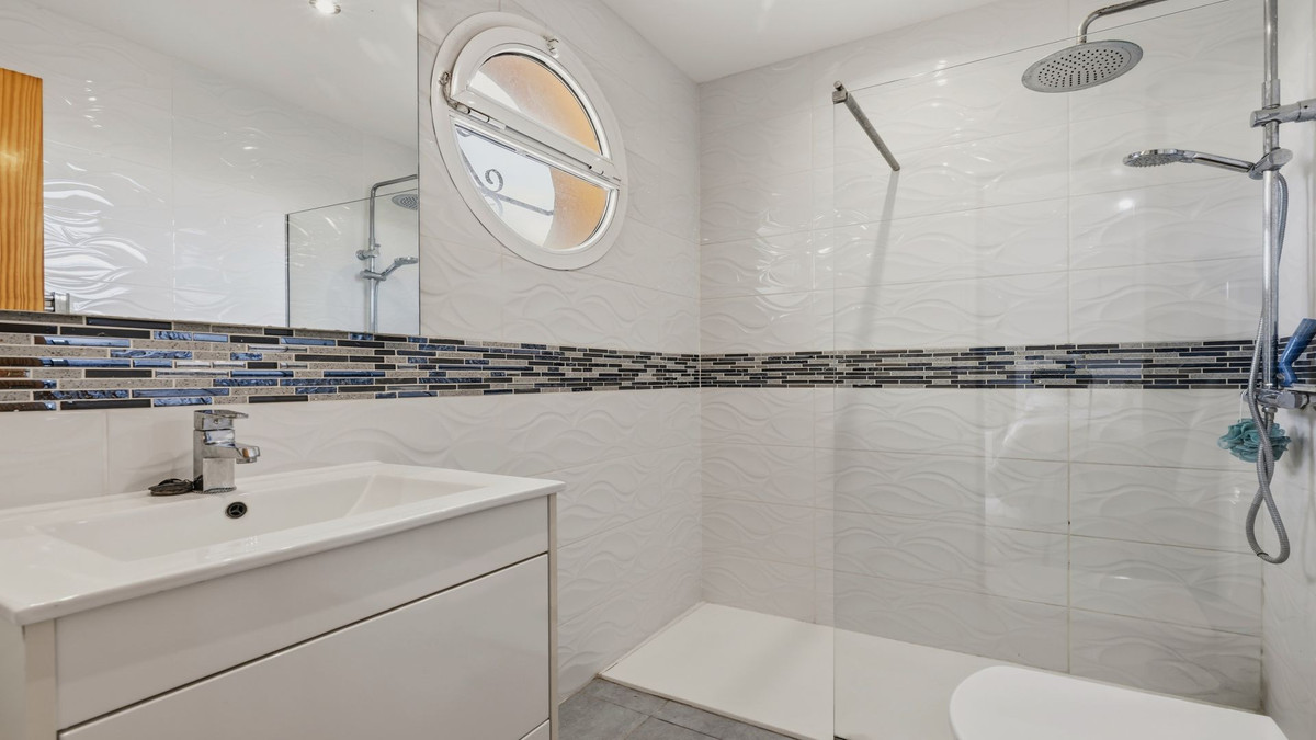 Huis te koop in Manilva | 3 slaapkamers H5527876
