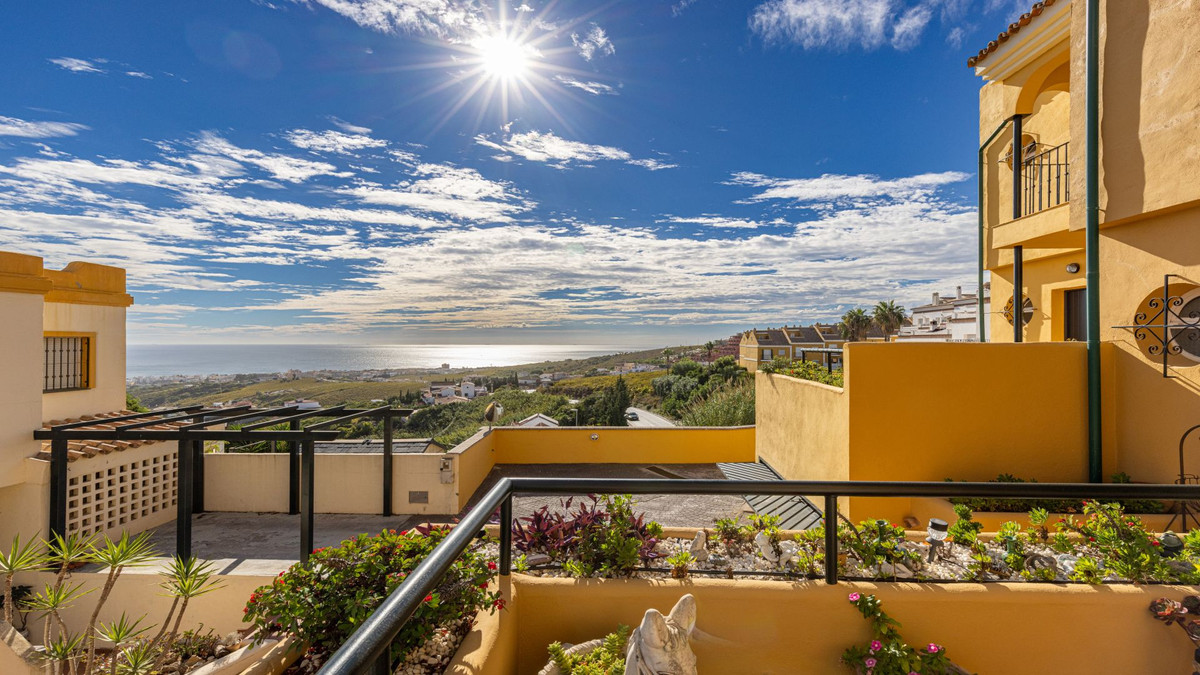 Huis te koop in Manilva | 3 slaapkamers H5527876