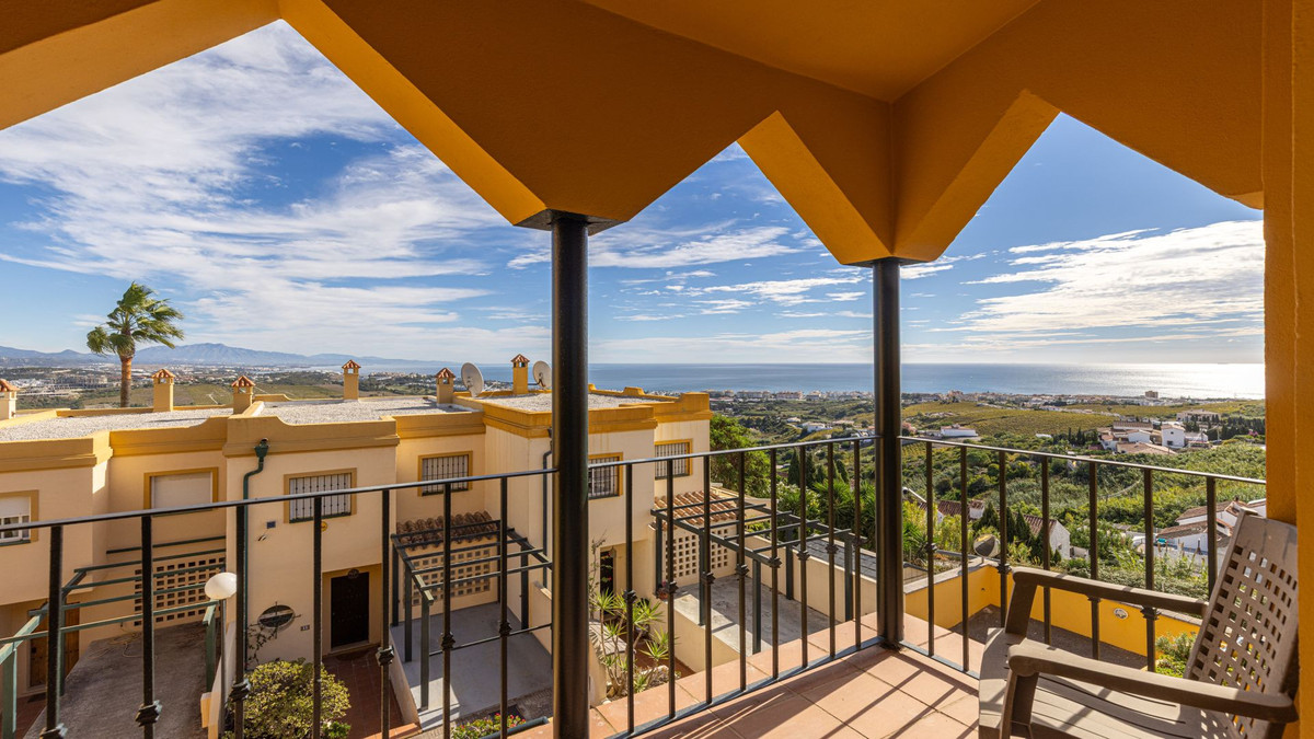Huis te koop in Manilva | 3 slaapkamers H5527876