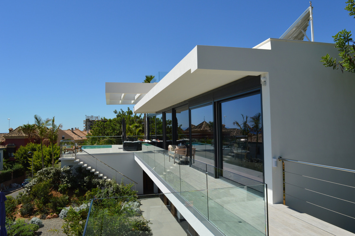 Huis te koop in Marbella | 5 slaapkamers H3370573