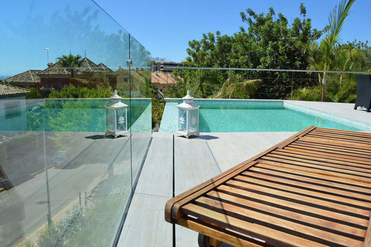 Huis te koop in Marbella | 5 slaapkamers H3370573
