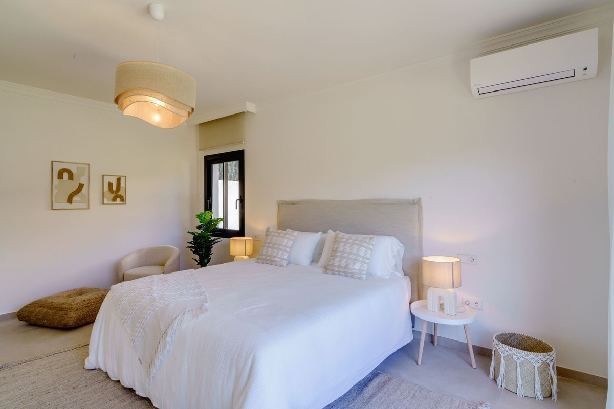 Huis te koop in Marbella | 6 slaapkamers H4659478