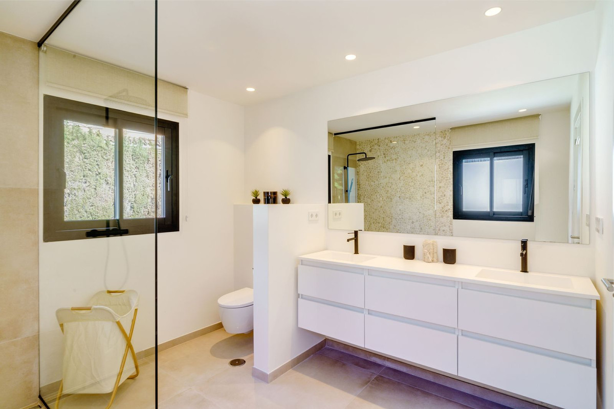 Huis te koop in Marbella | 6 slaapkamers H4659478